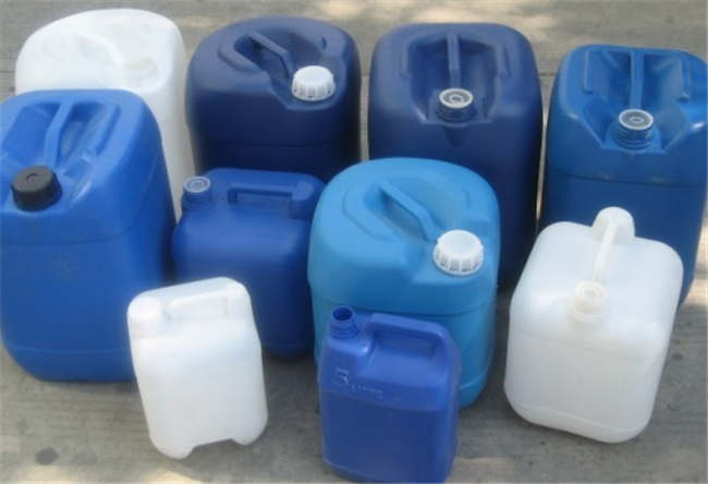 吹塑加工_吹塑模具及主要辅件设计要点